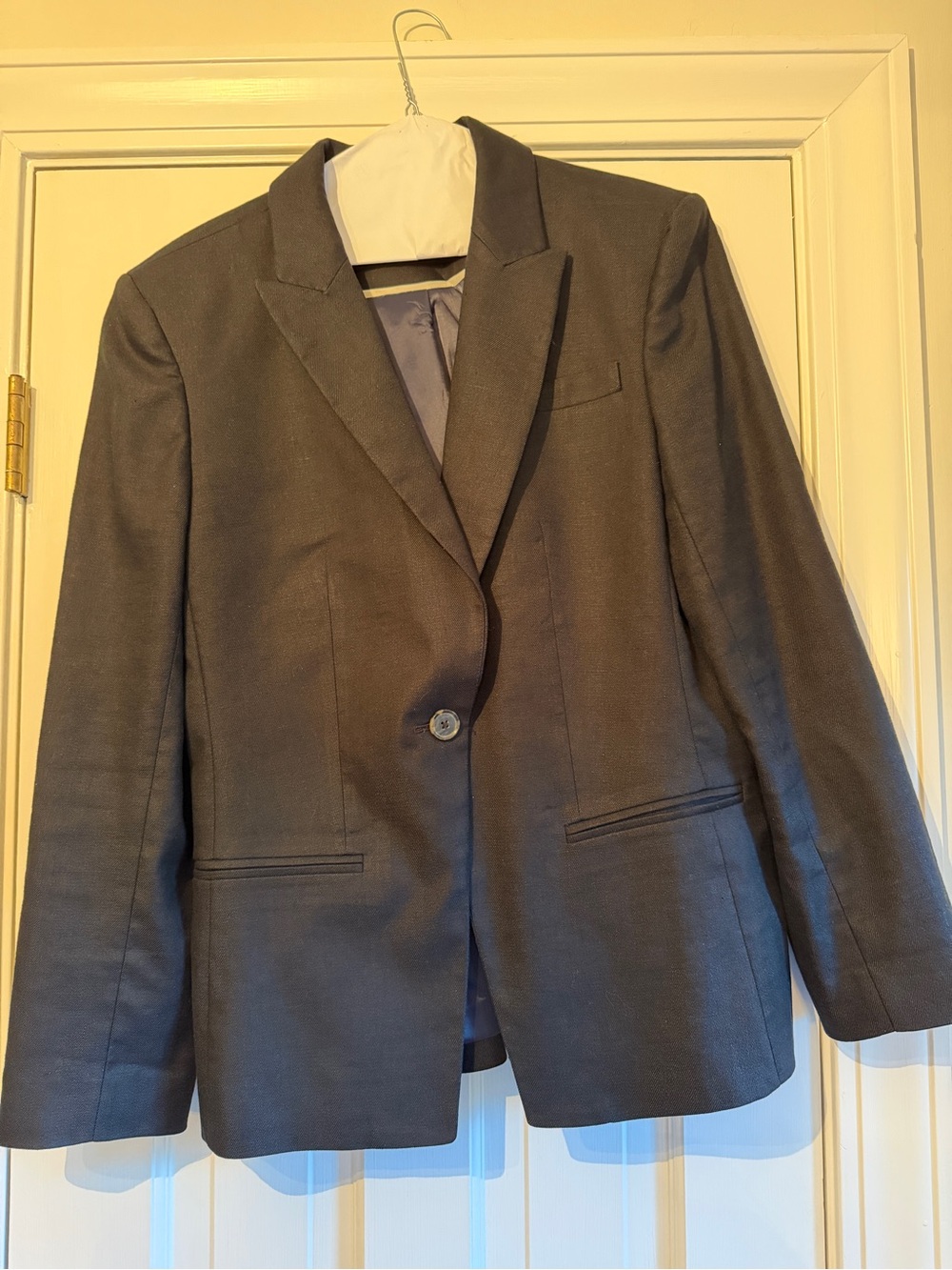 Classic Women's black lien blend Single-Button Blazer